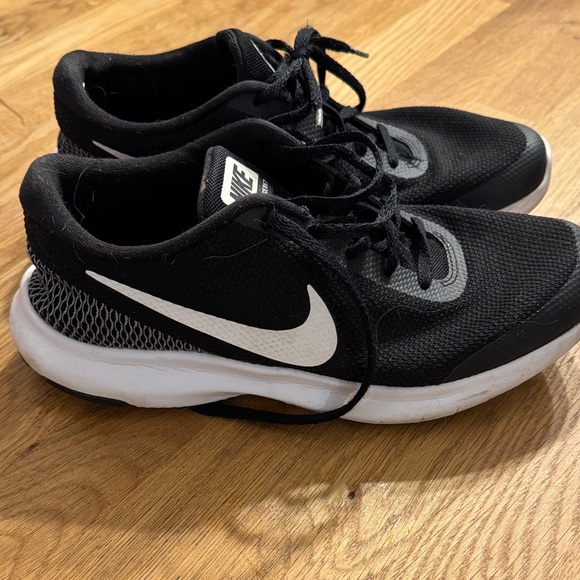 Nike Shoes - Nike Flex Experience RN 7 Black Sneakers